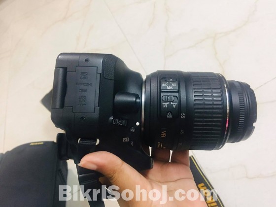 Nikon D5200 DSLR 24.1 MP With 18-55mm Lens